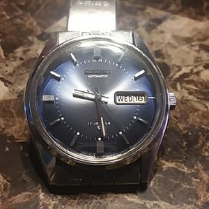 Seiko wristwatch